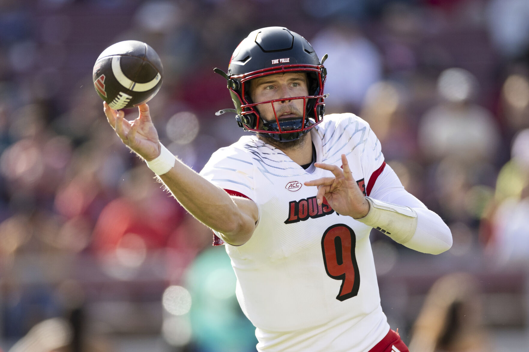 Against the Spread | Another 1-score game for Louisville? Can Kentucky shock Texas?